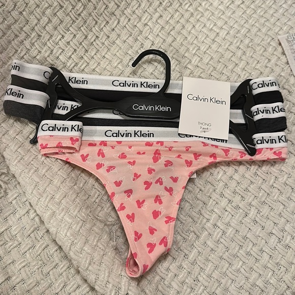 Calvin Klein Intimates & Sleepwear Ck Calvin Klein Heart Valentines